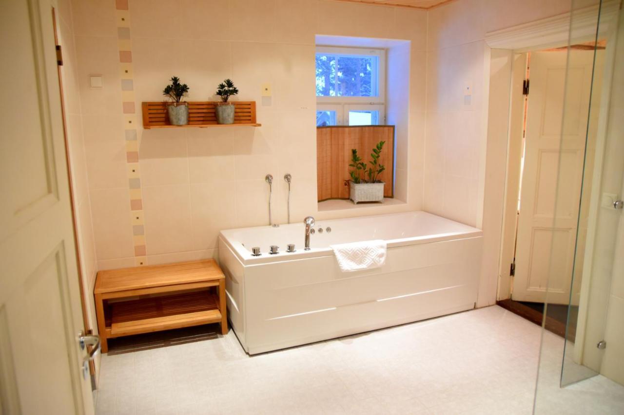 Hotel Hiisi Hill Jämsä Kültér fotó
